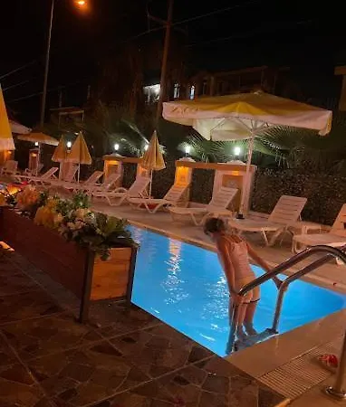 Dolunaydin Butik לינה וארוחת בוקר *