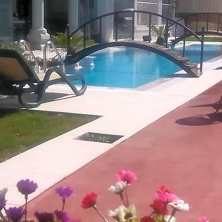 فندق مبيت وإفطار Dolunaydin Butik 5*